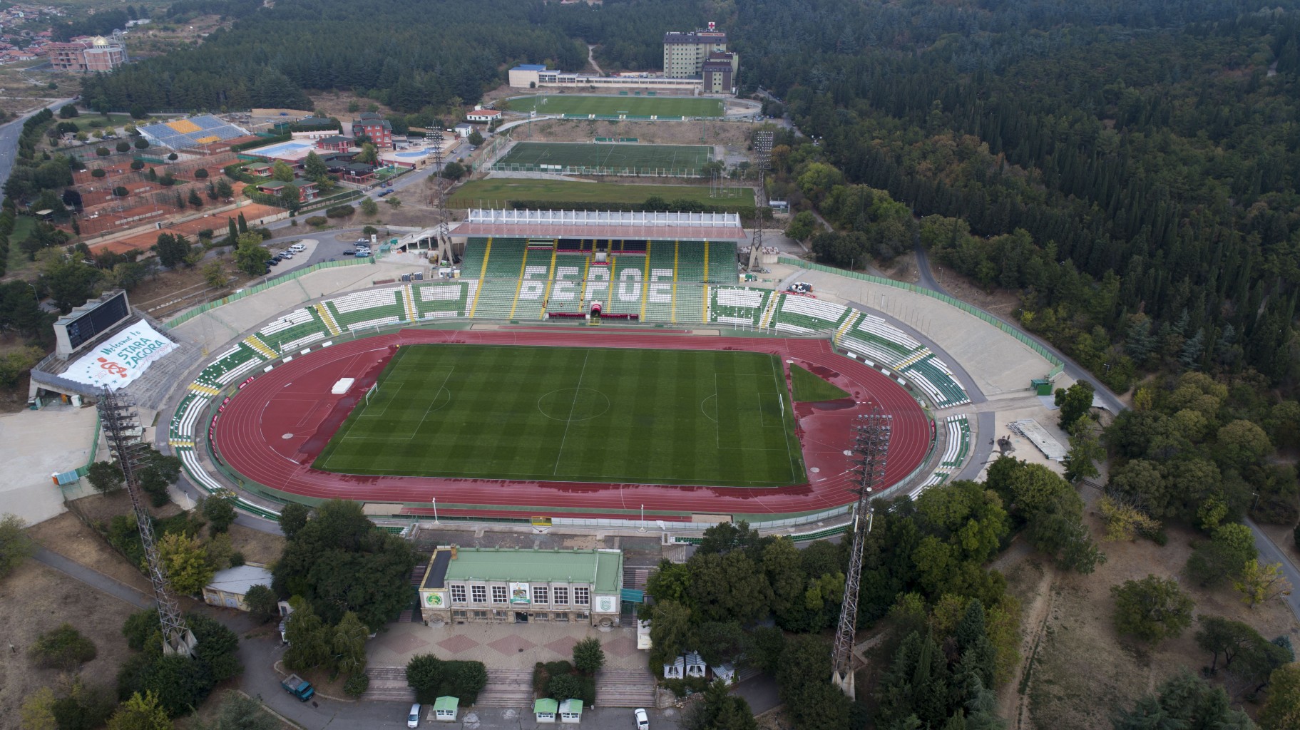 Футболен мач спира транспорта по съседни на стадион „Берое ...